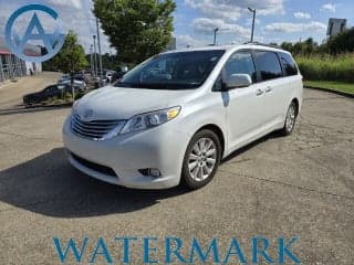 Toyota 2011 Sienna