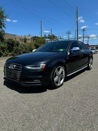 Audi 2013 S4