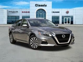 Nissan 2023 Altima