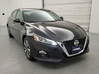 Nissan 2021 Altima