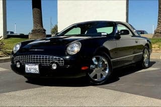 Ford 2002 Thunderbird