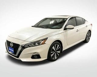 Nissan 2019 Altima