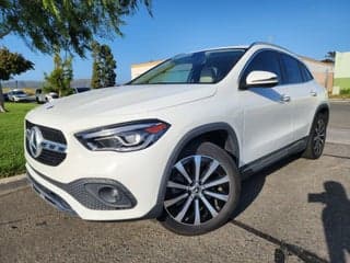 Mercedes-Benz 2021 GLA