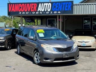 Toyota 2011 Sienna