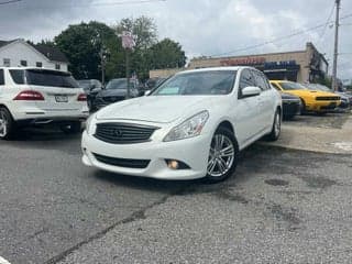 Infiniti 2013 G37