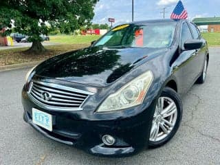 Infiniti 2010 G37