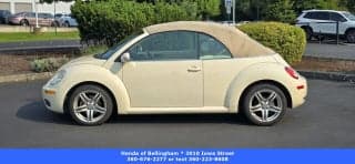 Volkswagen 2008 New Beetle