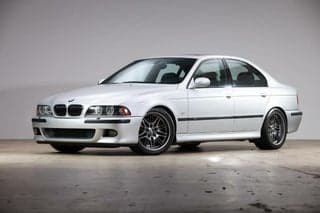 BMW 2003 M5