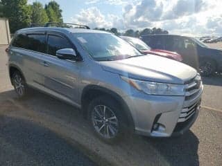 Toyota 2019 Highlander