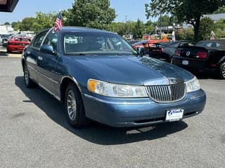 Lincoln 2002 Town Car