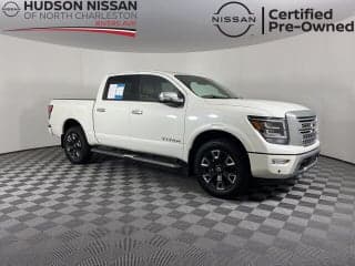 Nissan 2023 Titan