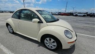 Volkswagen 2009 New Beetle