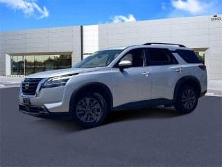 Nissan 2022 Pathfinder