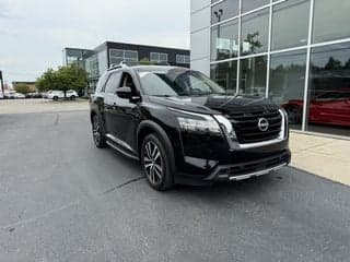 Nissan 2023 Pathfinder