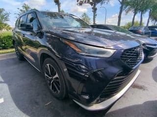 Toyota 2022 Highlander