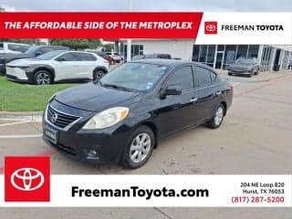 Nissan 2013 Versa