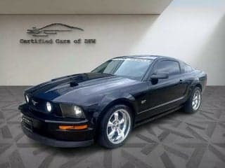 Ford 2005 Mustang