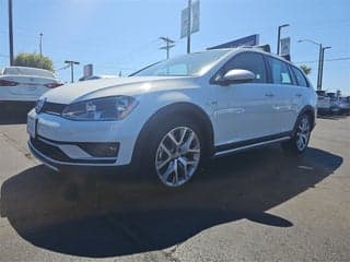 Volkswagen 2017 Golf Alltrack