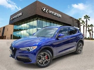 Alfa Romeo 2022 Stelvio