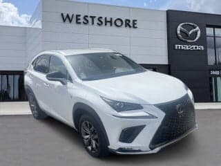 Lexus 2021 NX 300