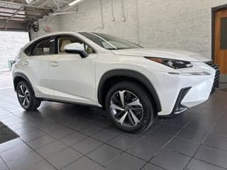 Lexus 2021 NX 300h