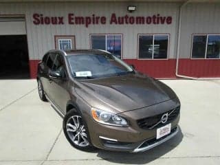 Volvo 2016 V60 Cross Country