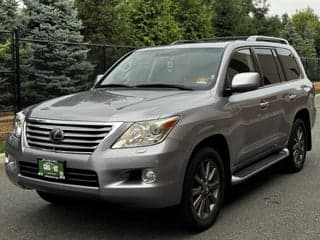 Lexus 2011 LX 570