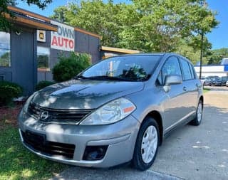 Nissan 2010 Versa