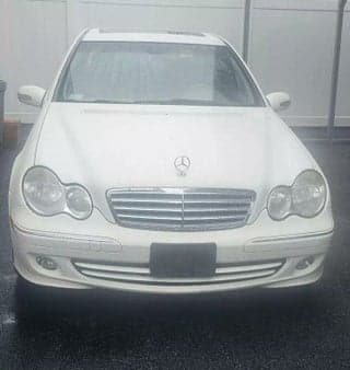 Mercedes-Benz 2005 C-Class