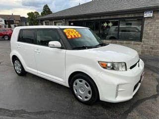 Scion 2014 xB