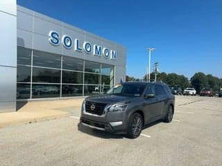 Nissan 2022 Pathfinder