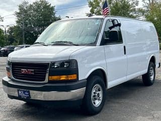 GMC 2022 Savana