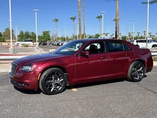 Chrysler 2023 300