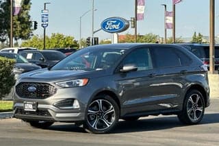 Ford 2023 Edge