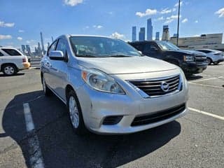 Nissan 2013 Versa