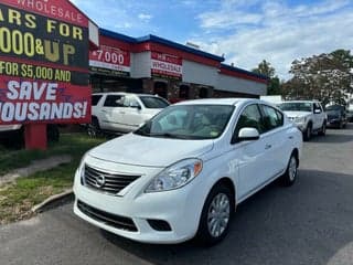 Nissan 2014 Versa