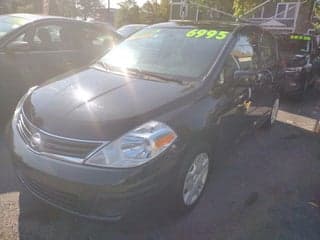 Nissan 2011 Versa