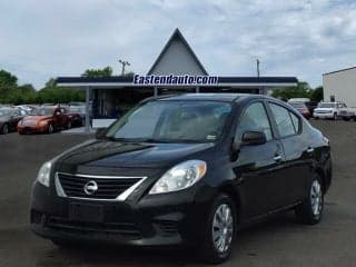 Nissan 2012 Versa