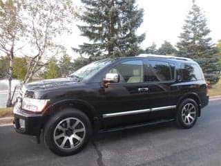 Infiniti 2010 QX56