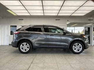 Ford 2020 Edge