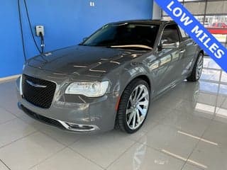 Chrysler 2019 300