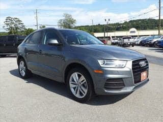 Audi 2017 Q3