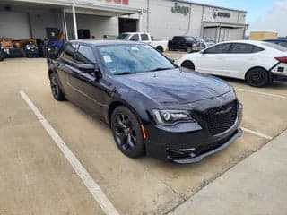 Chrysler 2022 300