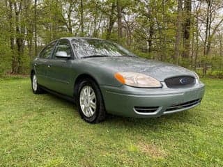 Ford 2005 Taurus