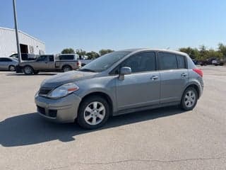 Nissan 2012 Versa