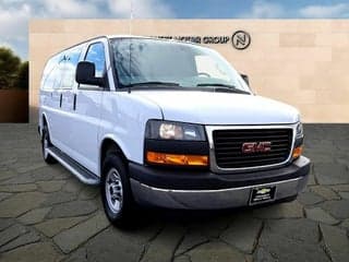 GMC 2021 Savana