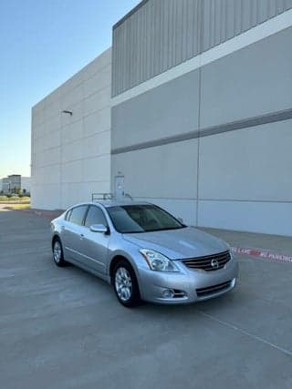 Nissan 2012 Altima