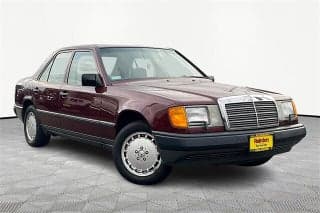 Mercedes-Benz 1988 300-Class