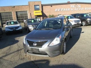 Nissan 2017 Versa