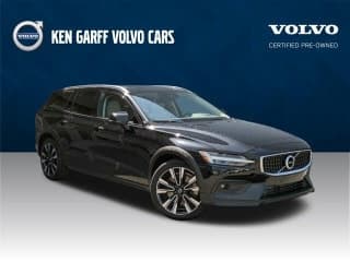 Volvo 2022 V60 Cross Country